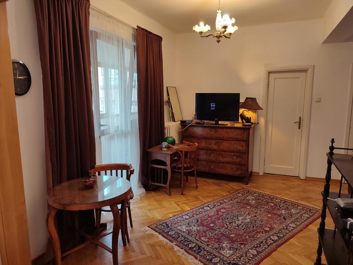 Accommodation Ateneu Palace Бухарест Экстерьер фото