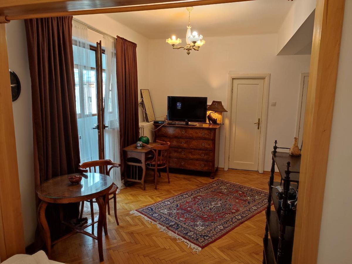 Accommodation Ateneu Palace Бухарест Экстерьер фото